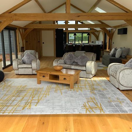 Little Oak Lodge Hailsham Exterior photo