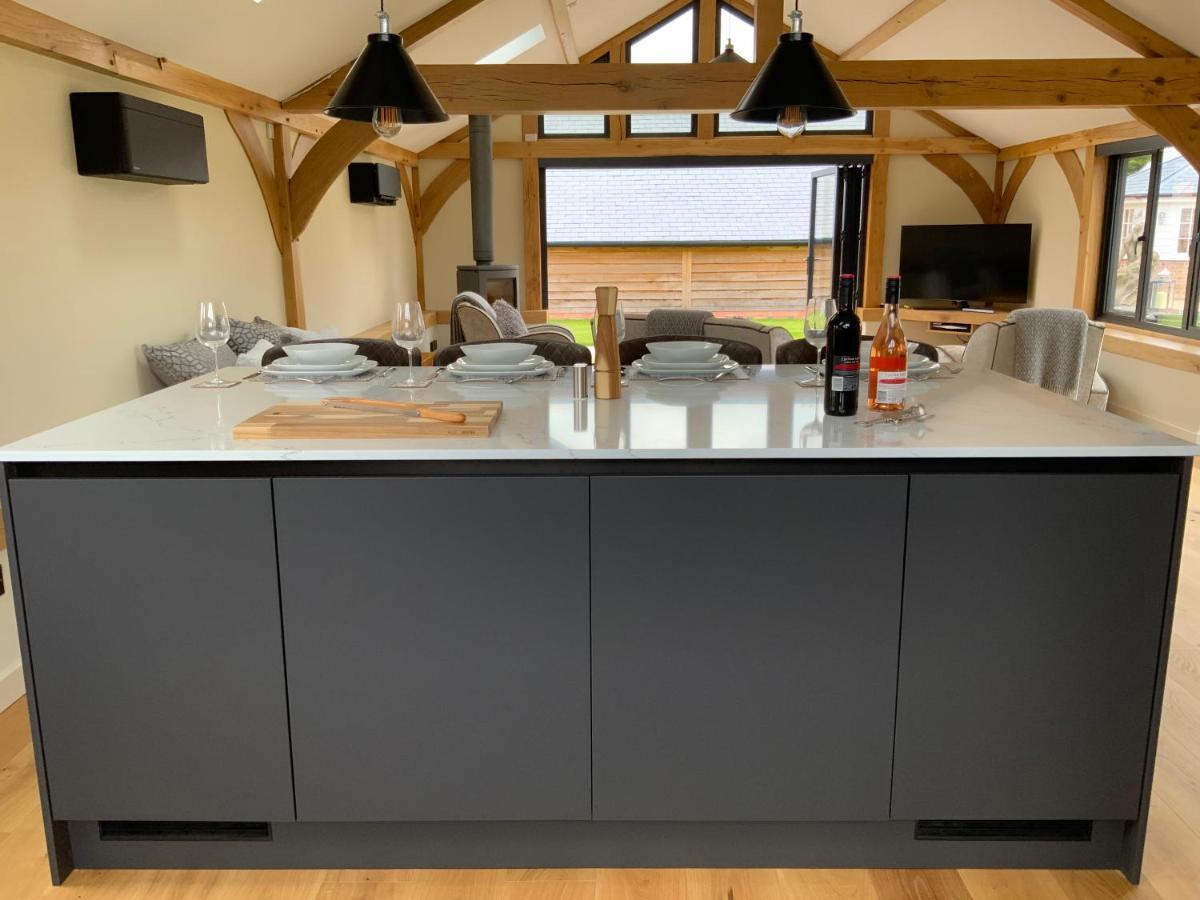 Little Oak Lodge Hailsham Exterior photo